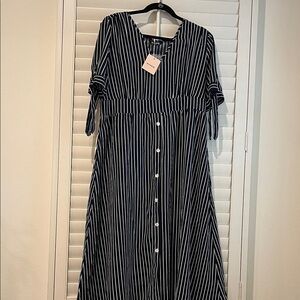 BloomChic Navy and White Striped Sleeve Dress NWT